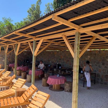 Отель Bigova Glamping Котор Экстерьер фото